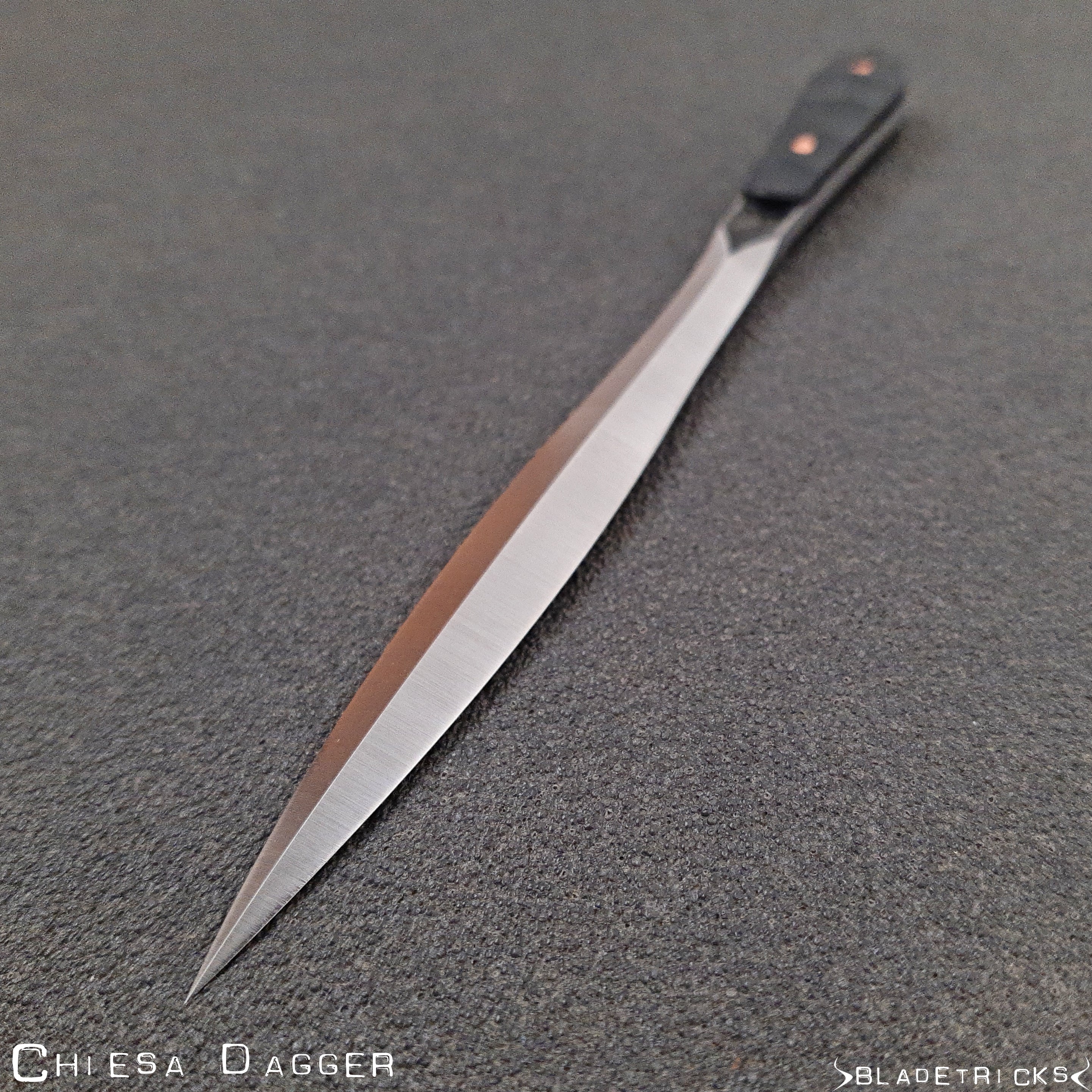 BLADETRICKS CUSTOM BRIBON, NATURAL MICARTA