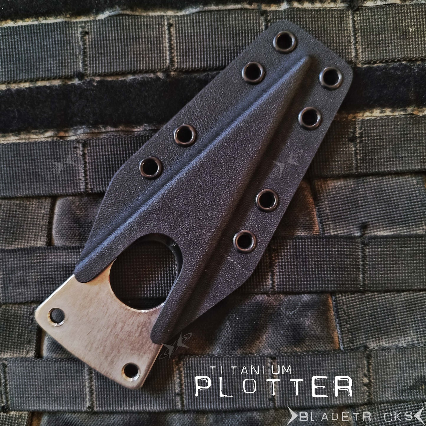 BLADETRICKS CUSTOM TITANIUM PLOTTER PUSH DAGGER