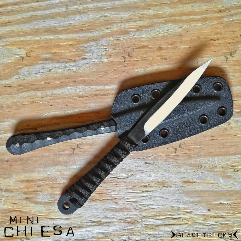 Mini Chiesa backup daggers