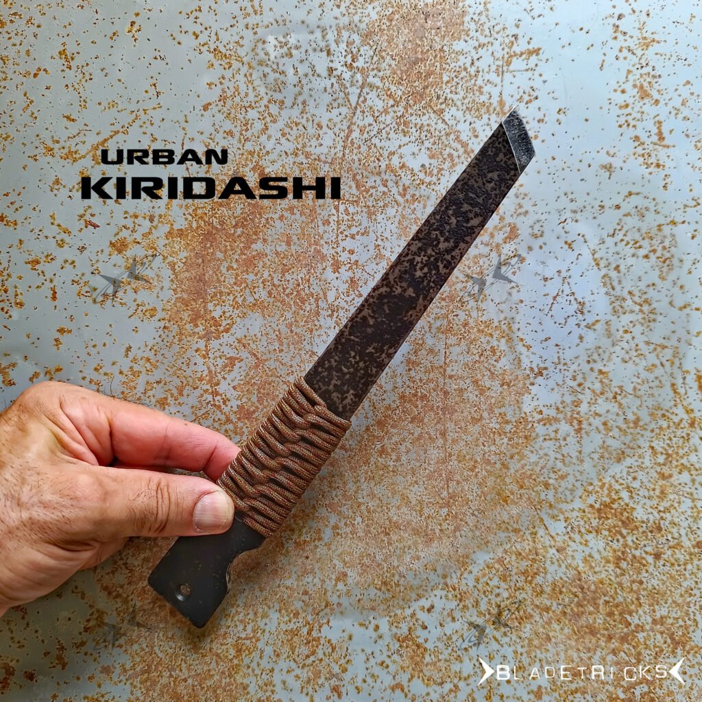 Urban kiridashi pry bar