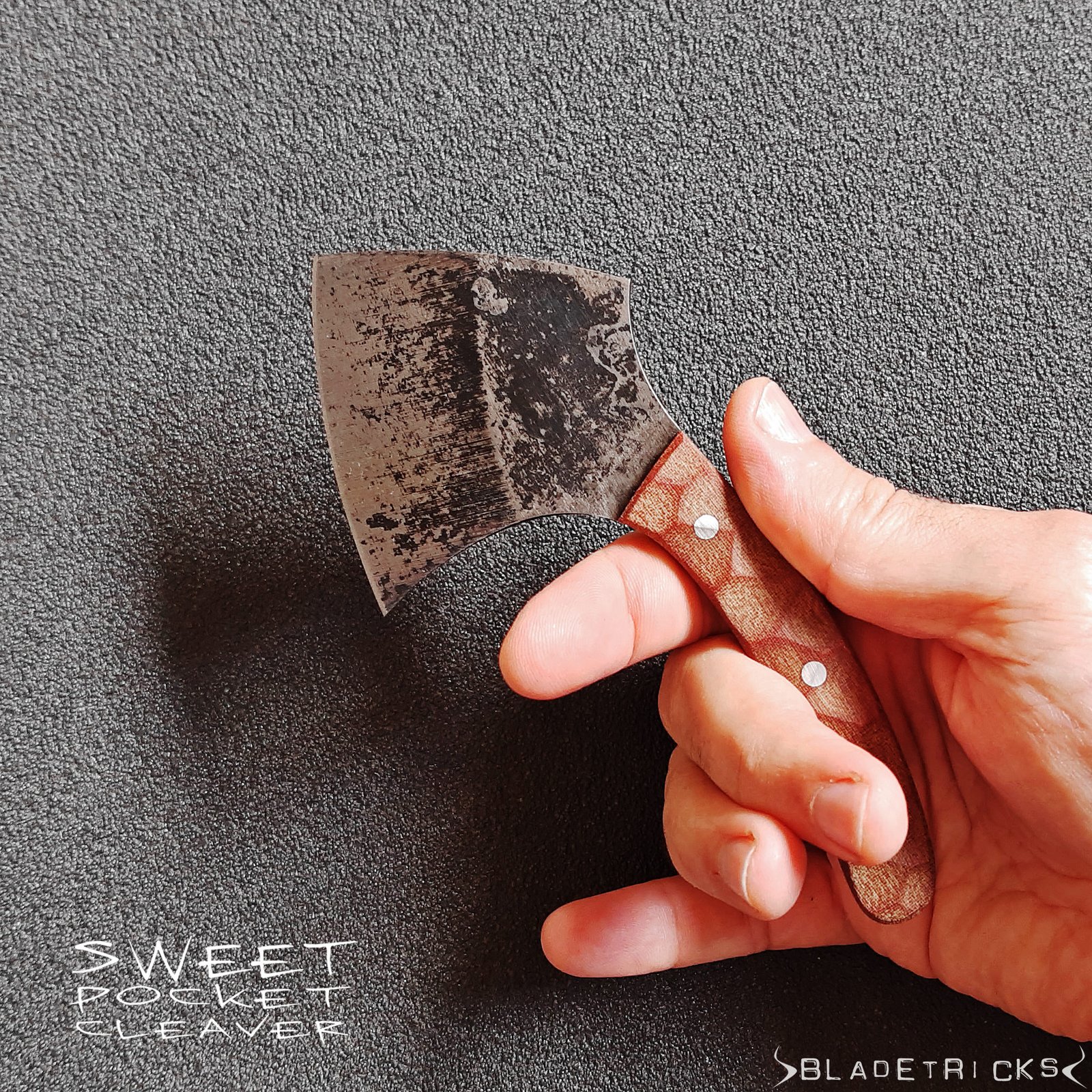 best custom EDC cleaver