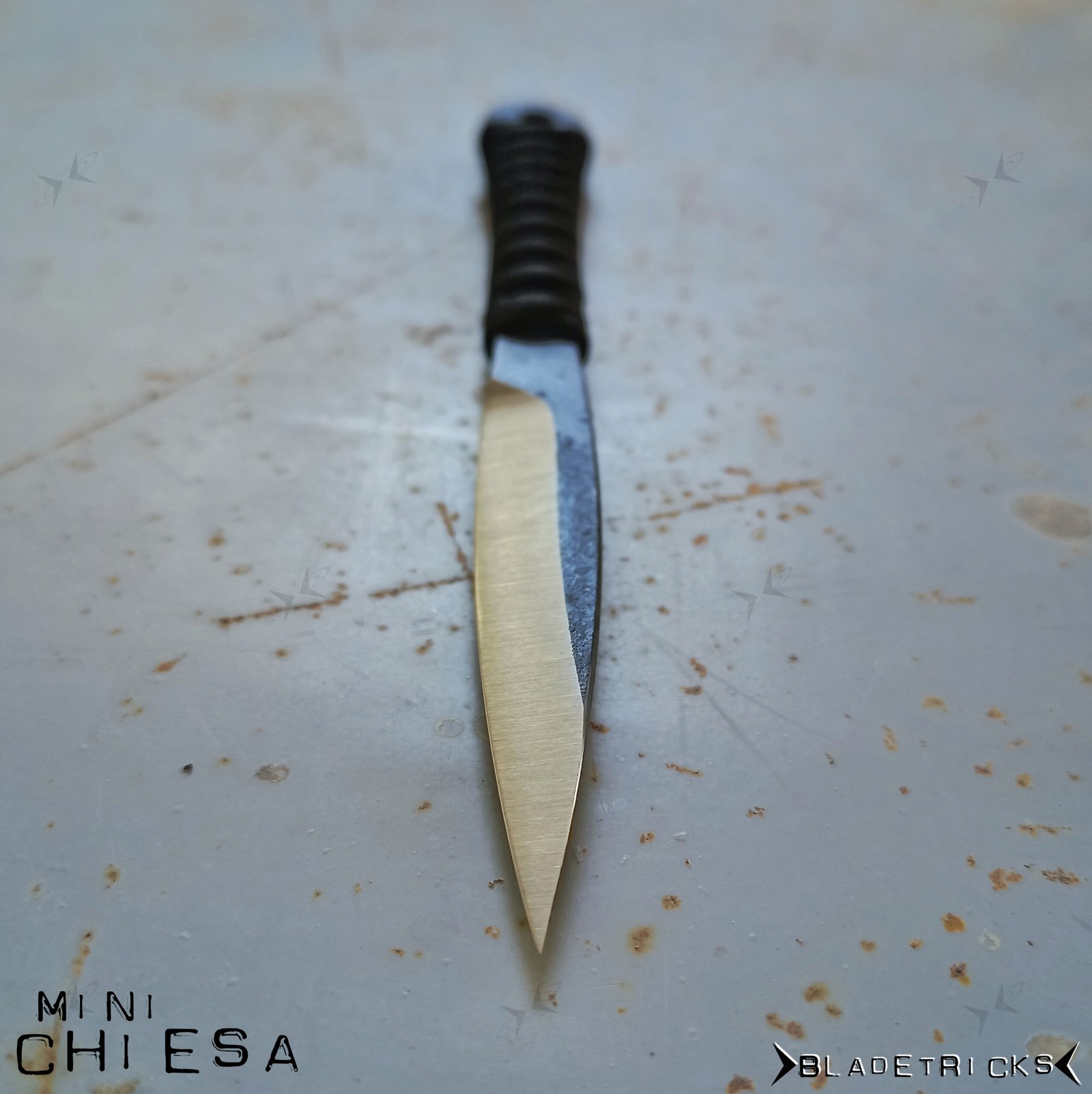 single edge dagger