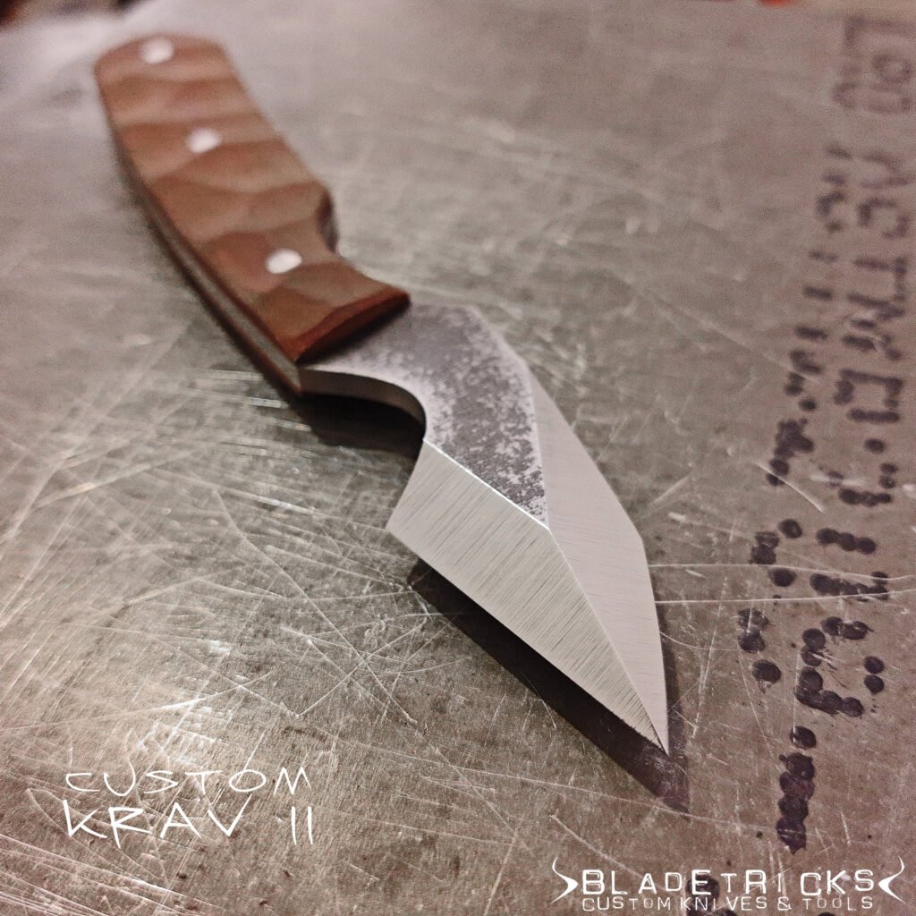 Bladetricks Custom Krav II Pikal double edge knife