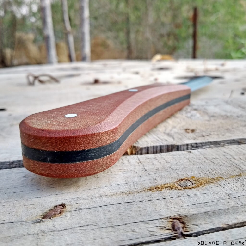 Ergonomic Natural Linen Micarta handle scales