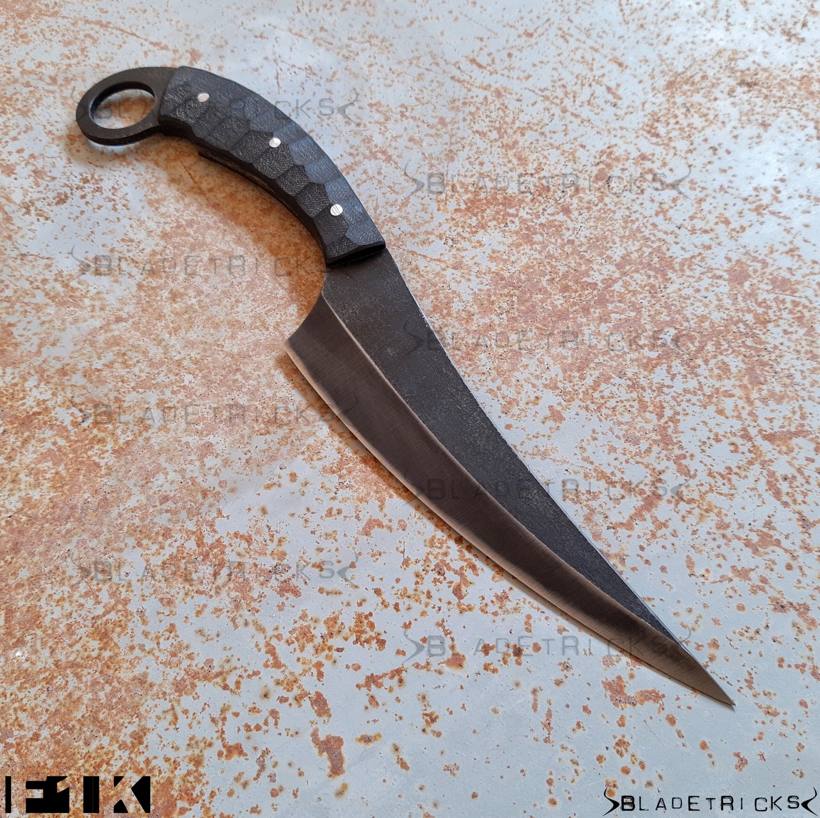 Bladetricks F1K black G10 karambit knife, dark blade